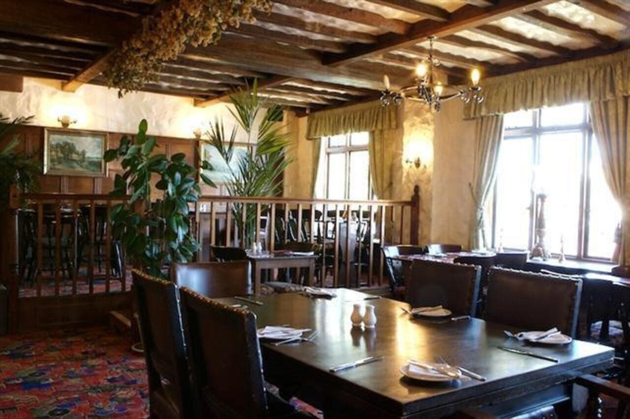 The Horseshoe Inn Herstmonceux Экстерьер фото